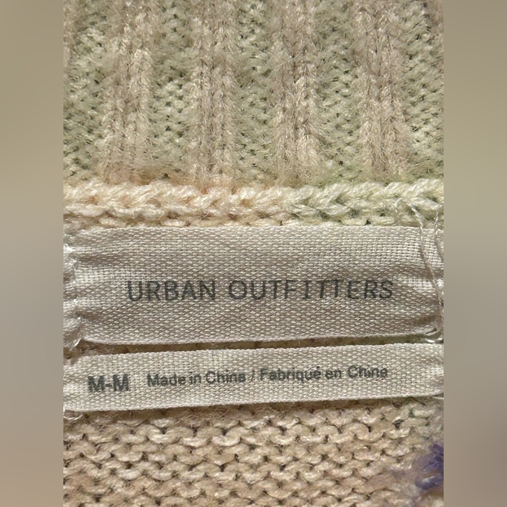 Urban Outfitters Cleo Mock Neck Patterned Jumper , size M Pit, like new - Picture 7 of 8